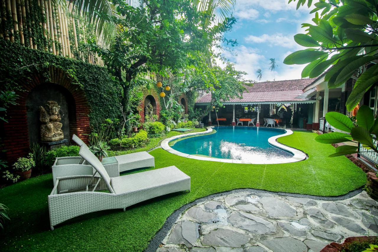 Sendok Hotel Mangsit Exterior foto