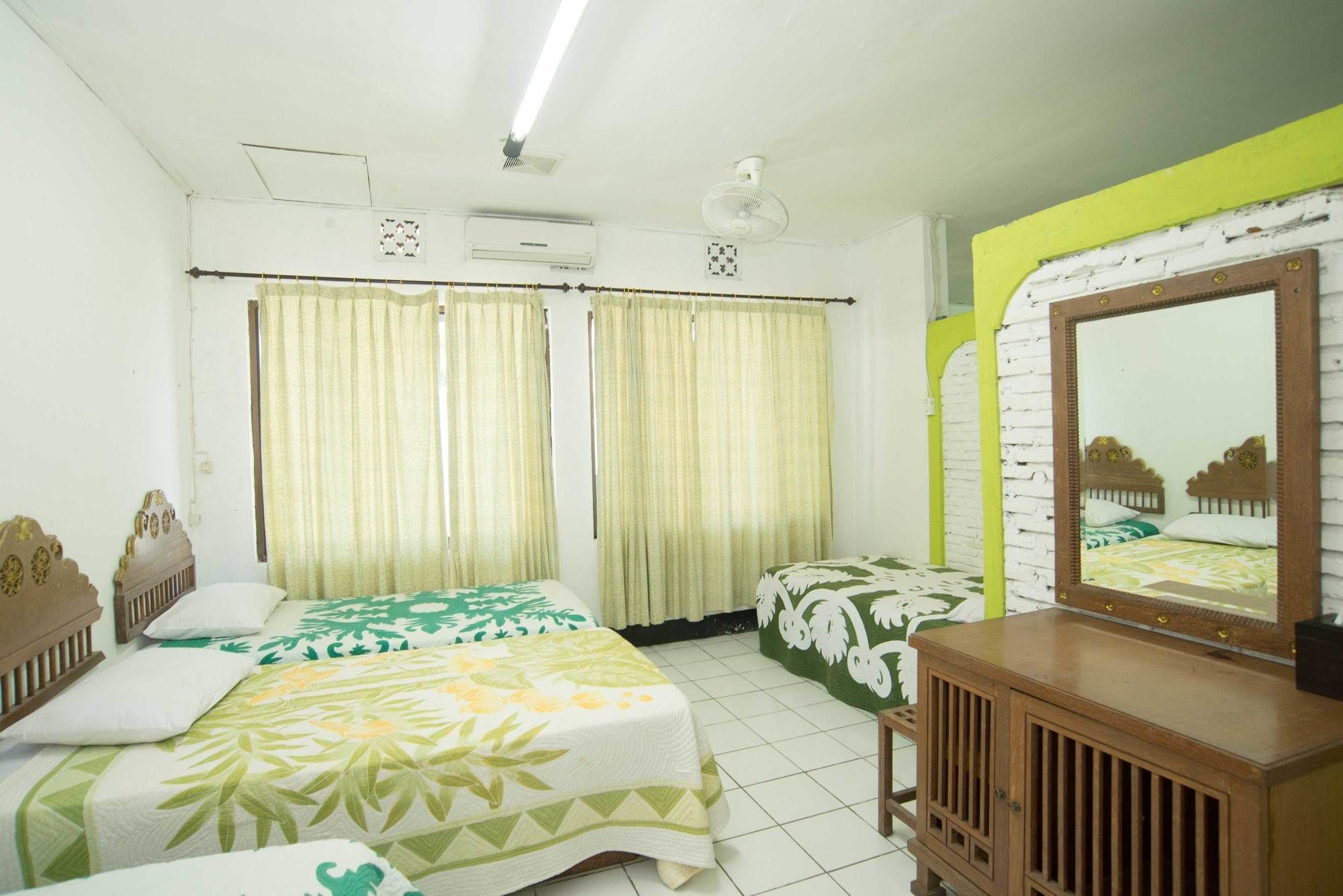 Sendok Hotel Mangsit Exterior foto